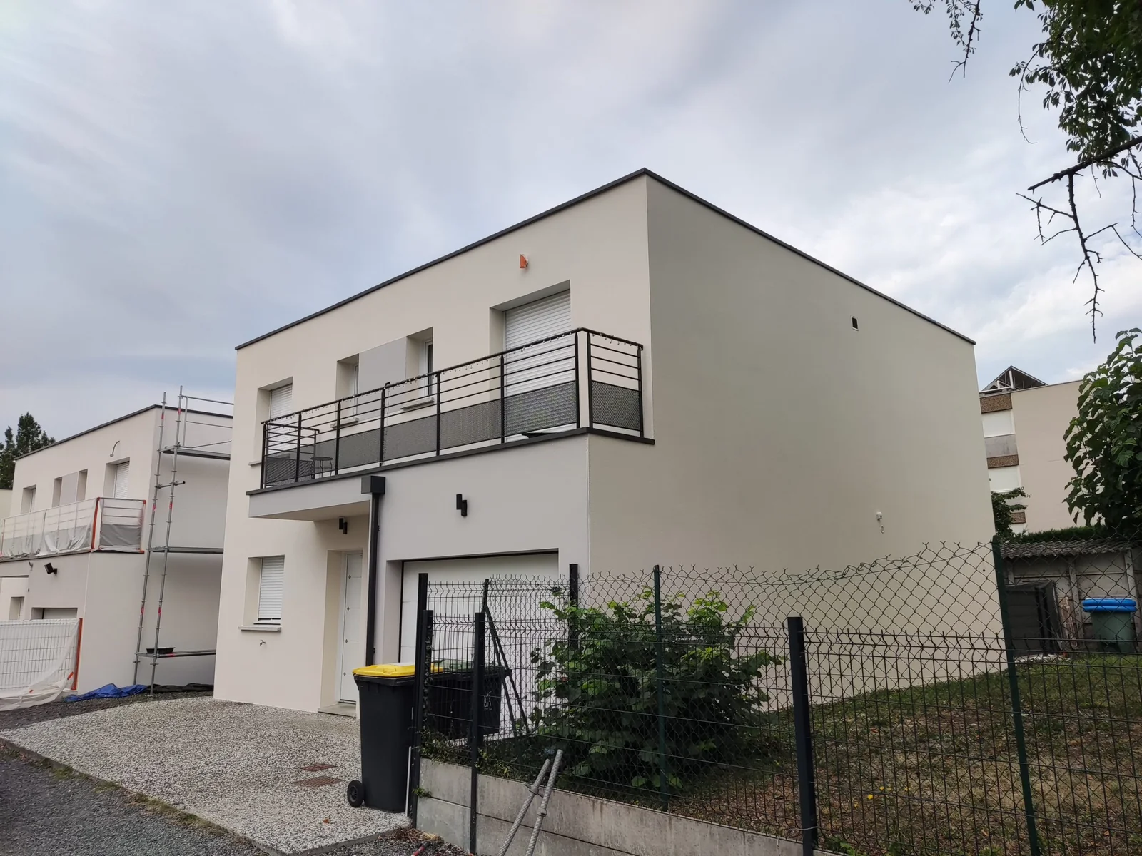 Façade contemporaine rénovée